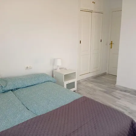 Donde El Sol Y La Calma Se Encuentran - Atico Estepona